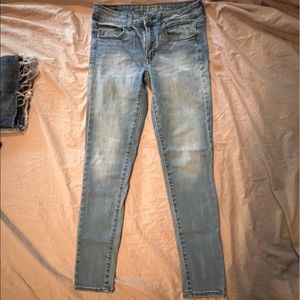 American Eagle Medium Wash Jeggings
